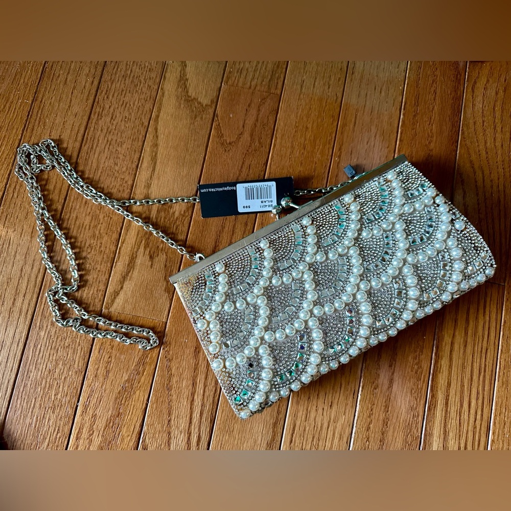 NWT Madgley Mischka Pearl & RS Evening Bag w/Clasp Closure